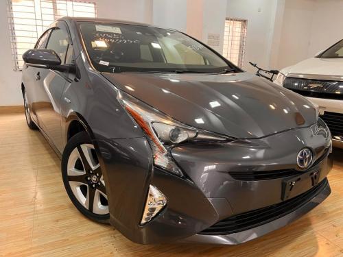 Toyota Prius-S Touring-2016