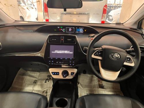 Toyota Prius-S Touring-2016